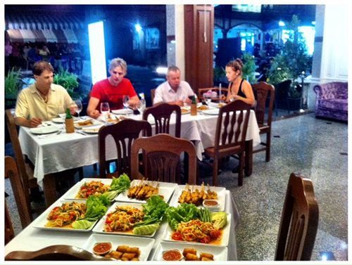 Khách sạn Cello Patong